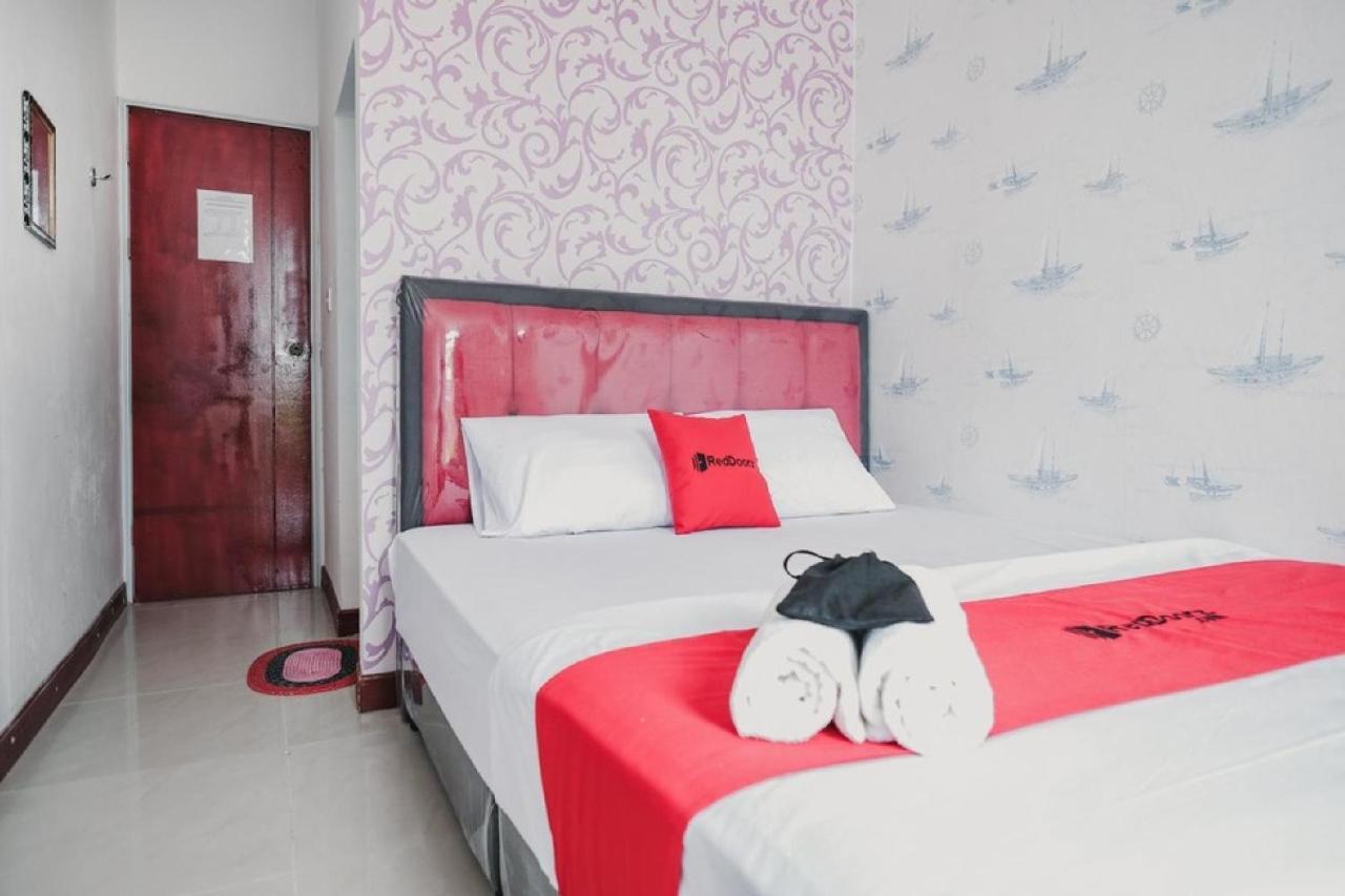 Reddoorz Near Nagoya Hill Batam 4 Hotell Jodoh  Exteriör bild